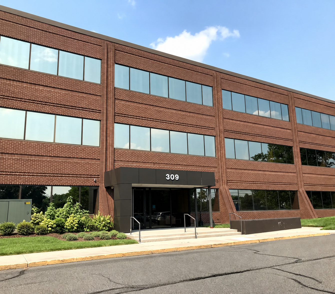 RW Financial Services office building at 309 Fellowship Rd, Mount Laurel, NJ
